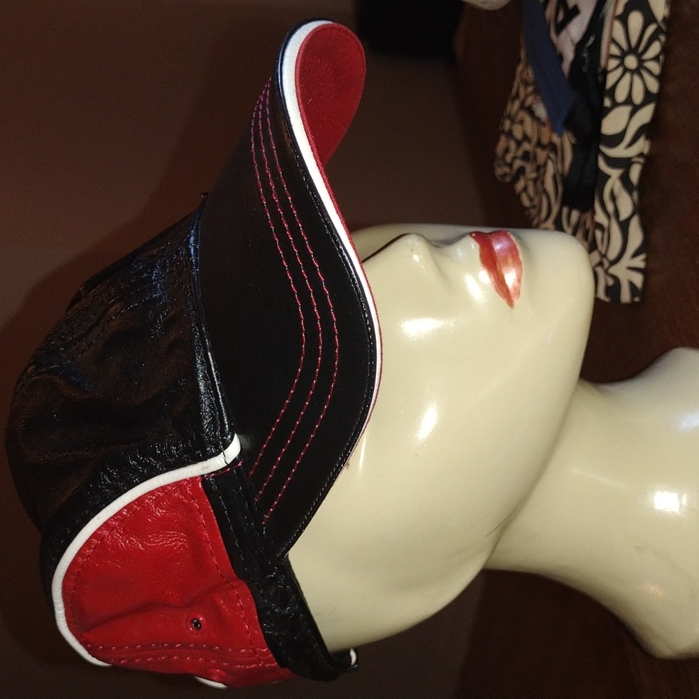 Wilson's leather cap